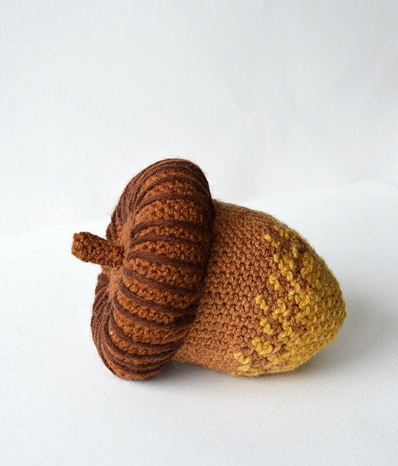 Crochet Acorn Pattern for Autumn / Fall - Handmade Showcase