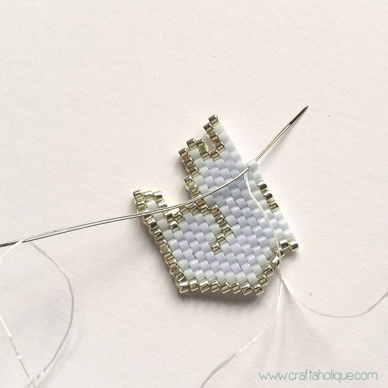 Basic brick stitch technique - how to make a beaded squirrel