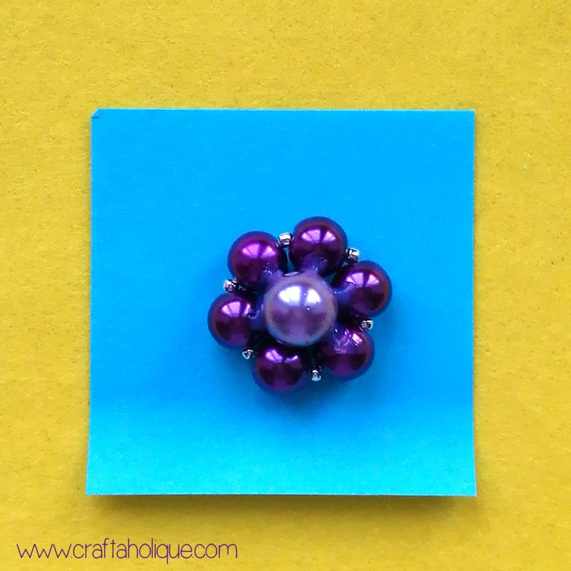 Beaded flowers using glass pearls