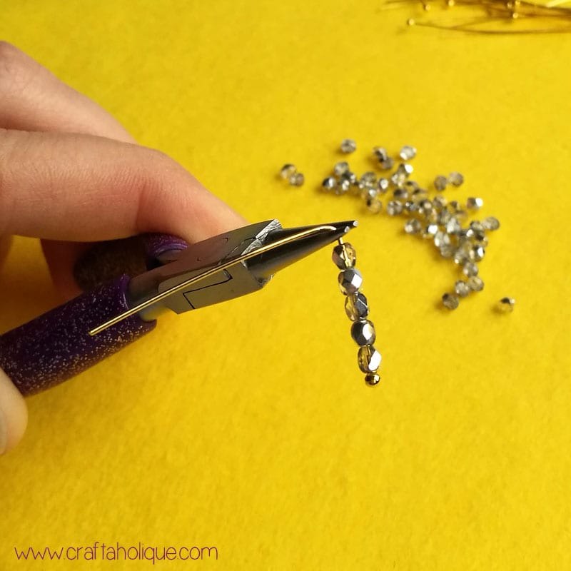 How to make beaded earrings using czech glass faceted round beads and chain