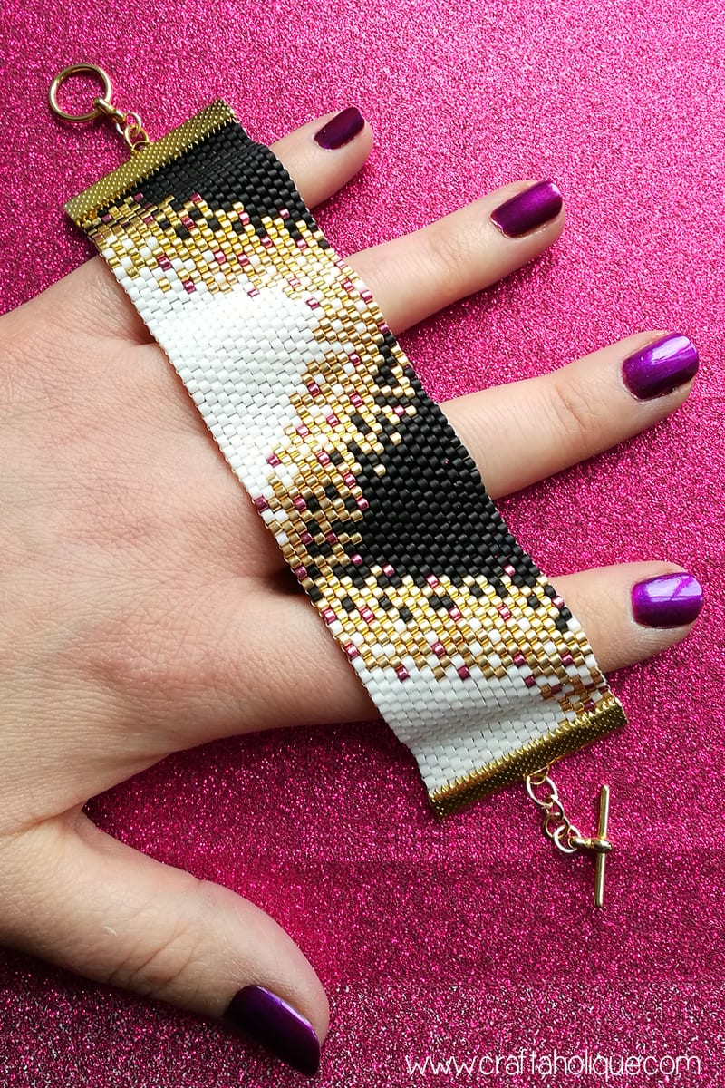 Peyote Stitch Patterns - Beaded Bracelet Project - Beadwork