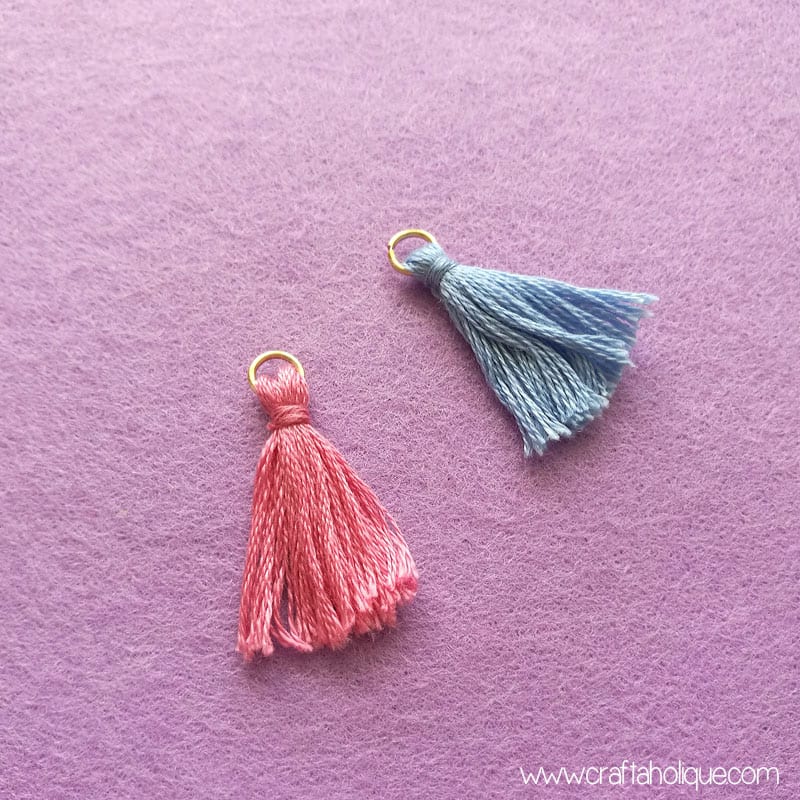 How to make a tassel necklace - summer jewellery DIY from craftaholique
