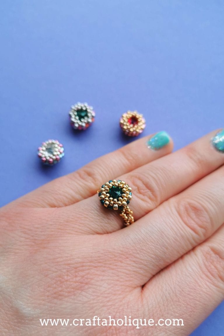 How to bezel set a rivoli with seed beads - Craftaholique